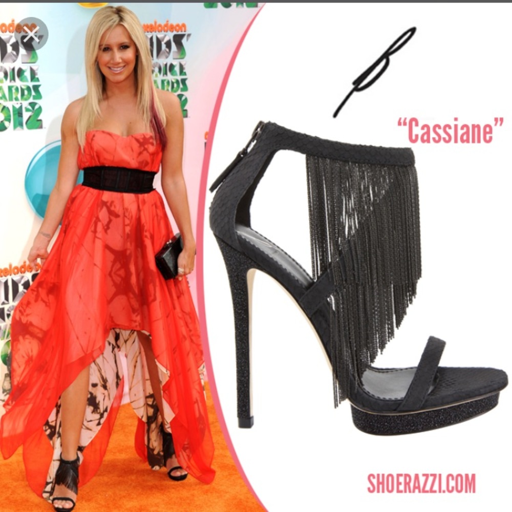 😊B Brian Atwood Cassiane Fringe Sandals! 😊